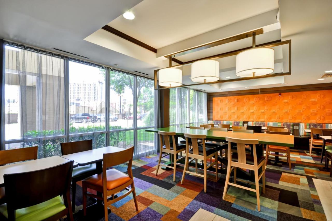 Fairfield Inn & Suites Dallas Medical/Market Center Dış mekan fotoğraf